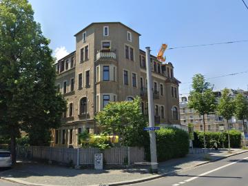 Striesen modernisierte Wohnung im Dachgeschoss