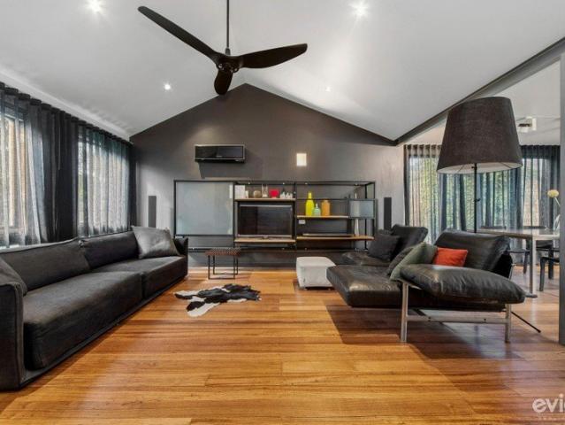 Striking Architectural Style Meets Family Comfort