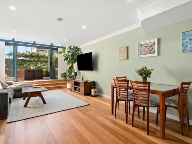 Striking contemporary design in one of Narrabeen's most coveted lifestyle addresses