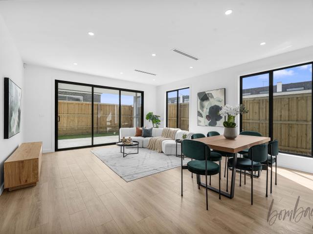 Striking Facade Meets Modern Luxury in Woodstock's Top Location
