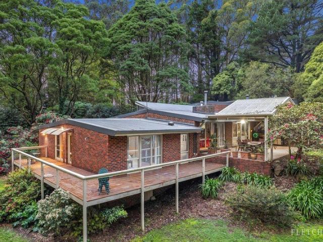 Striking Home with Self Contained Suite on Scenic 6.9 Acres