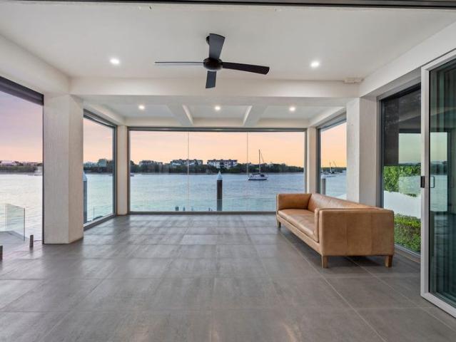 Striking Residence with a Commanding Outlook Over Wide Water