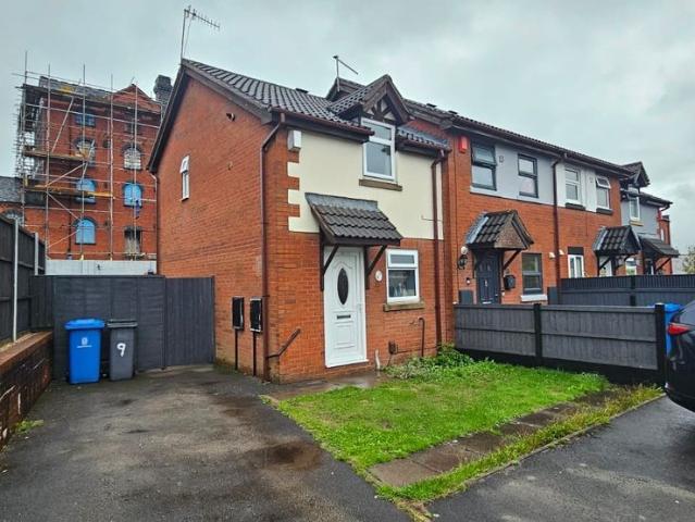 Stringer Court, Stoke On Trent, Staffordshire ST6, 2 bed terraced house to rent, £875 pcm | PrimeLocation