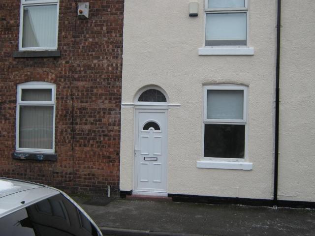 Stringer Street, Leigh, Lancashire. 2 bed terraced house to rent £825 pcm £190 pw