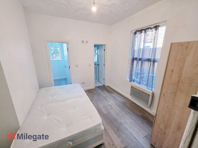 Stromness Road, Southend On Sea SS2, Studio to rent, £675 pcm | PrimeLocation