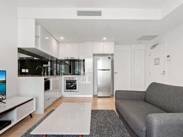 Strong rental income potential for both long term and AirB&B !