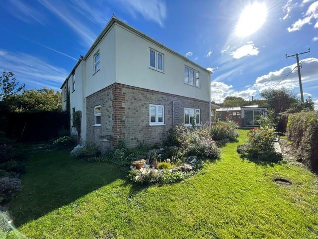 Stroud Wood Road, Ryde, PO33 4 bed house to rent £1,350 pcm £312 pw