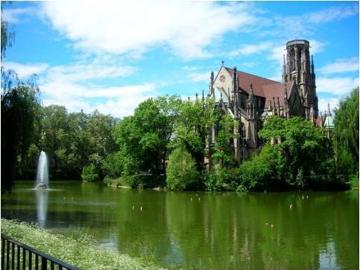 Stuttgart downtown* 4 BR 2 full bathrooms + Stuttgart Downtown Apartment in Mitte/ West