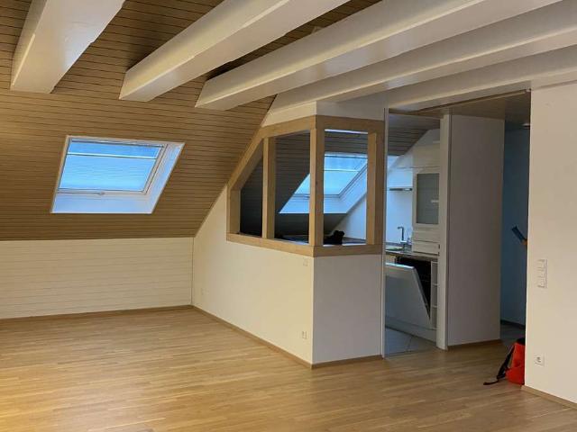 Stuttgart Ost: 3 Zimmer Wohnung mit Balkon
