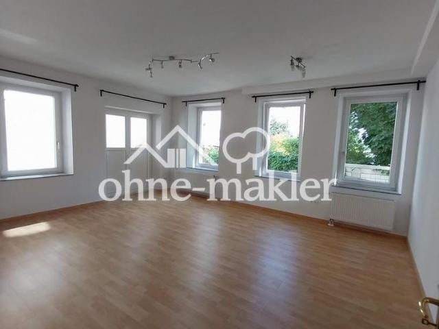 Stuttgart West renovierte, ruhige 4 Zimmer Wohnung mit Einbauküche