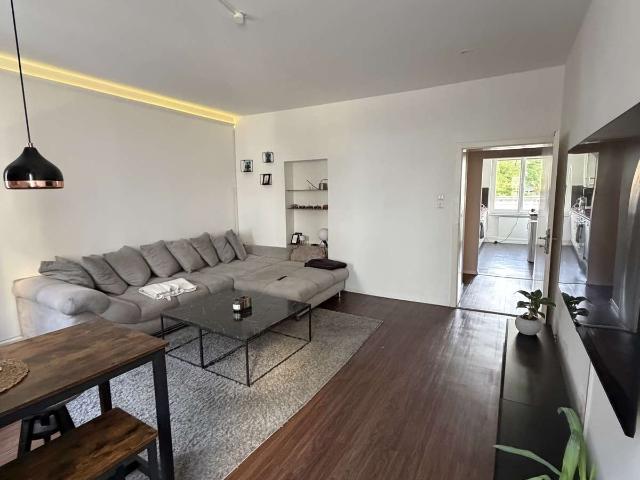 Stuttgarter Vielfalt: 3 Zimmer Wohnung im Hochparterre