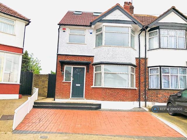 Stuart Avenue, London, NW9 4 bed semi detached house to rent £3,290 pcm £759 pw