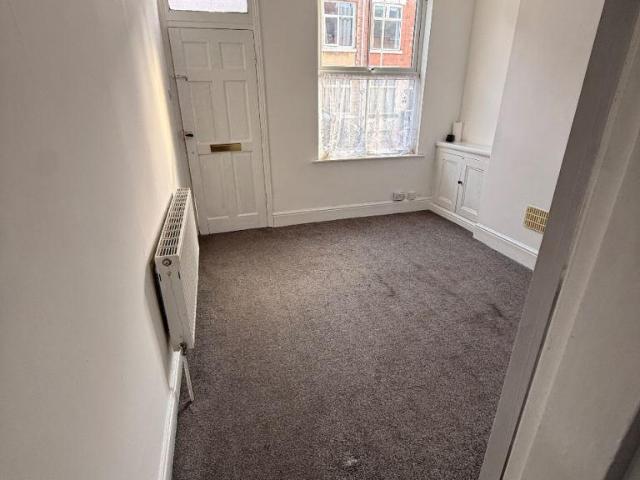 Stuart St, Leicester, LE3 1 bed house to rent £1,050 pcm £242 pw