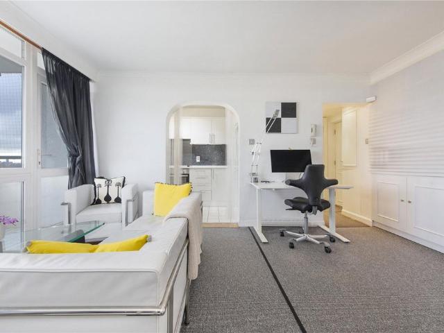 Stuart Tower, 105 Maida Vale, London, W9 1 bed apartment to rent £2,350 pcm £542 pw