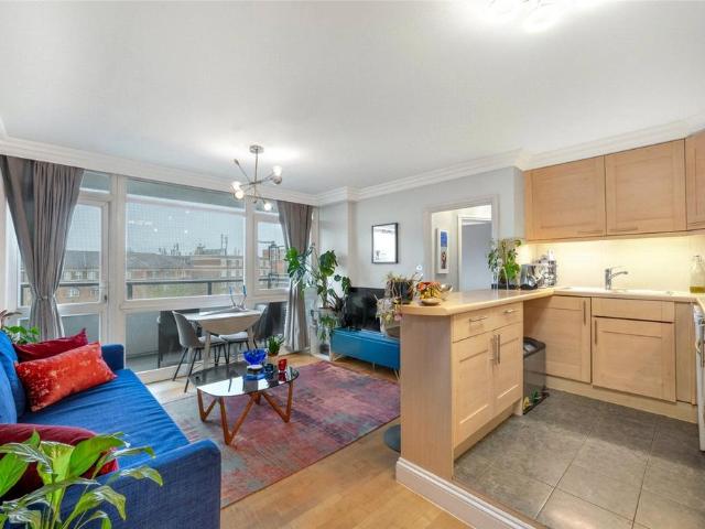 Stuart Tower, 105 Maida Vale, Maida. 2 bed apartment to rent £2,400 pcm £554 pw