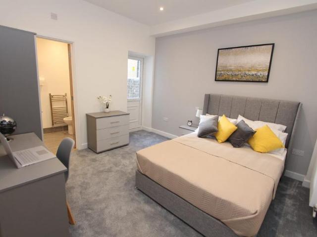 Stubbington Avenue, Portsmouth PO2 7 bed house of multiple occupation to rent £700 pcm £162 pw