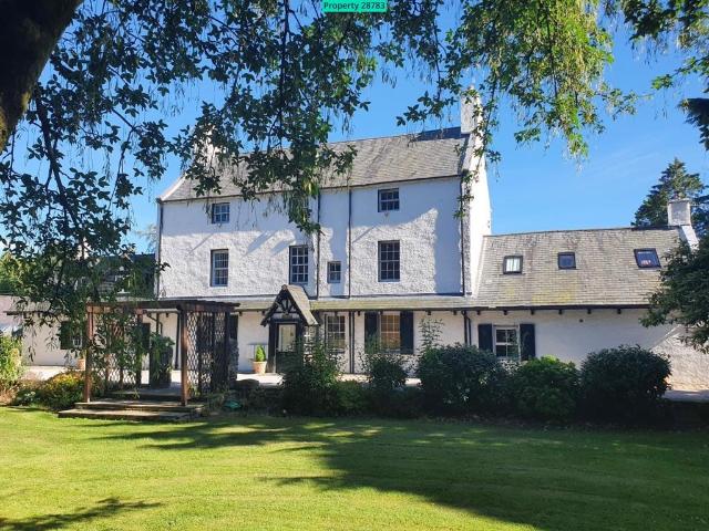 Stuc an T Sagairt, Drymen, Glasgow. 2 bed country house to rent £1,150 pcm £265 pw