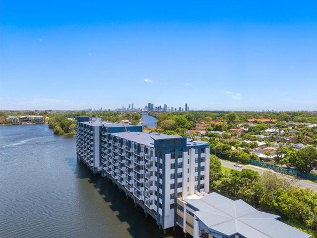 STUDENT ACCOMODATION ONLY Furnished 2 Bedroom Unit with Skyline Views