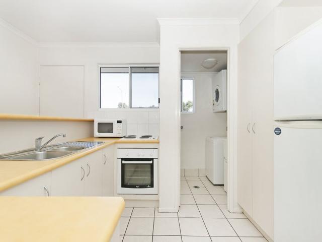 Student and single share accommodation $270pw! Unlimited internet