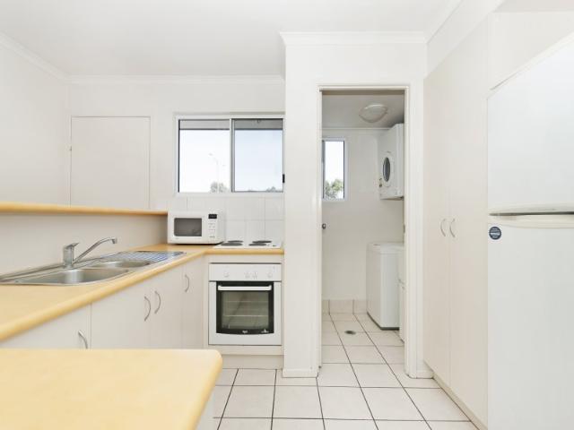 Student and single share accommodation $270pw! Unlimited internet