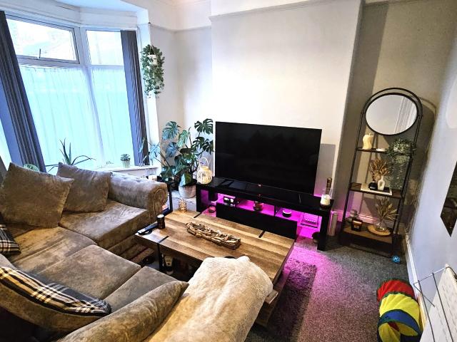 student_apartment for rent in 99 Edgecumbe Street, HU5 2EX