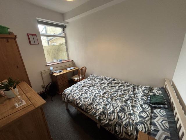 student_apartment for rent in Tewkesbury Place Cathays CF24 4QU
