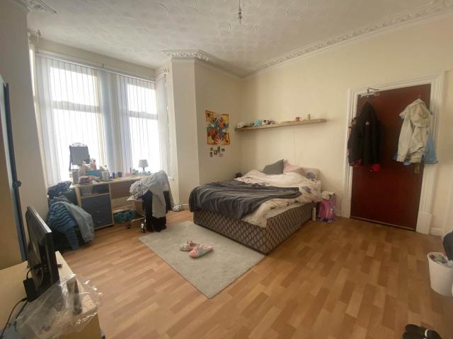 student_apartment for rent in Alfred Street Roath CF24 4TZ