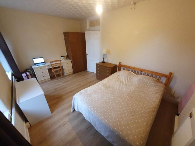student_apartment for rent in Allensbank Road Heath CF14 3PP