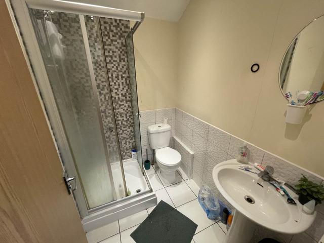 student_apartment for rent in Bedford Street Cathays CF24 3DA