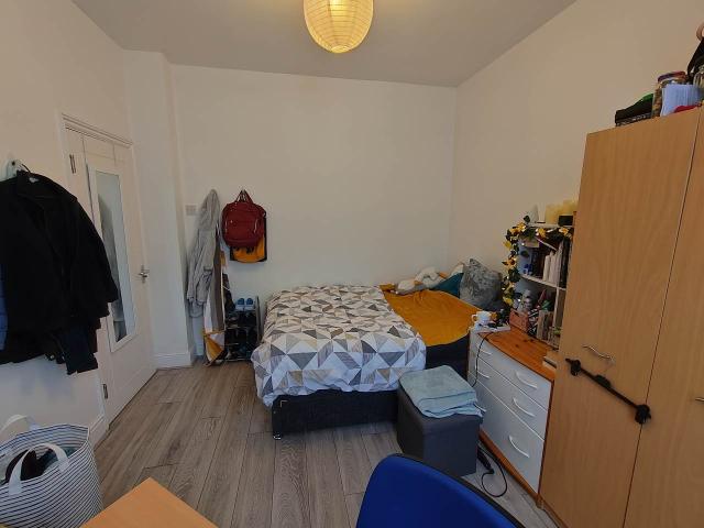 student_apartment for rent in Brithdir Street Cathays Cardiff CF24 4LF