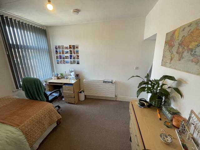 student_apartment for rent in Cathays Terrace Cathays Cardiff CF24 4HW