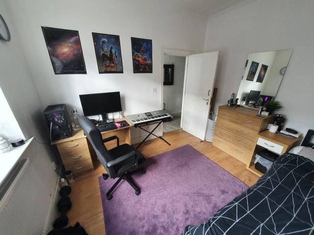 student_apartment for rent in Daniel Street Cathays Cardiff CF24 4NY