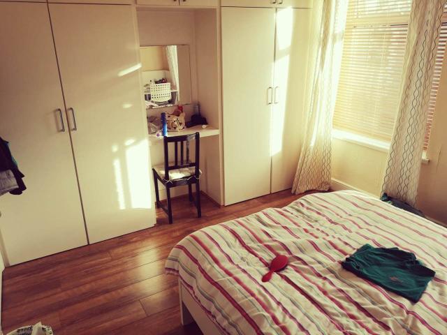 student_apartment for rent in Gelligaer Street Cardiff Cathays CF24 4LB
