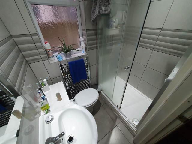student_apartment for rent in Gelligaer Street Cathays CF24 4LA