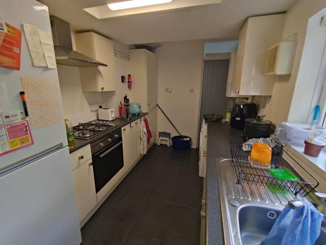 student_apartment for rent in Hirwain Street Cathays CF24 4JG