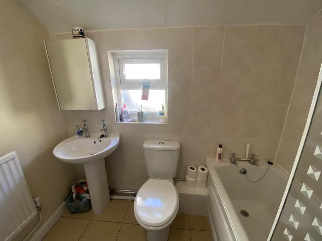 student_apartment for rent in Malefant Street Cathays Cardiff CF24 4QH