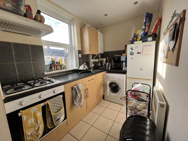 student_apartment for rent in Marlborough Road Roath Cardiff CF23 5BU