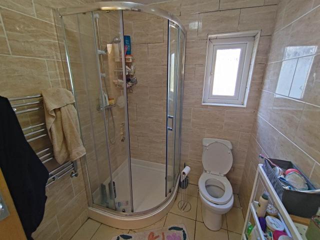 student_apartment for rent in Miskin Street Cathays Cardiff CF24 4AR