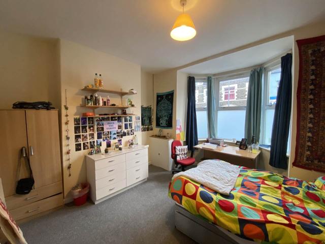 student_apartment for rent in Salisbury Road Cathays Cardiff CF24 4AD