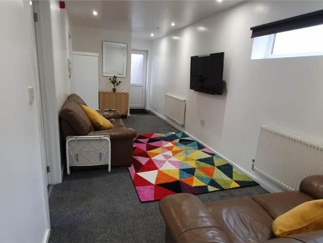 student_apartment for rent in Salisbury Road, Rear Building Cathays Cardiff CF24 4AA