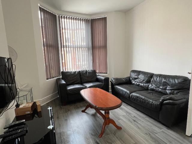 student_apartment in Weardale Road, Liverpool, L15