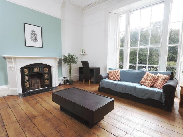 student_apartment in Westbourne Place, Bristol