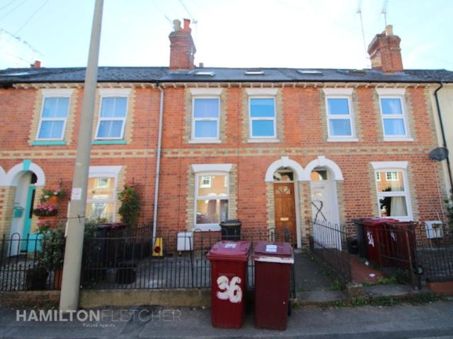 student_apartment in Donnington Gardens, Reading, RG1