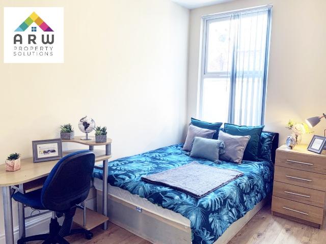 student_apartment in Fallowfield Road, Liverpool, L15