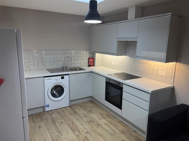 student_apartment in Gloucester Road, Patchway, Bristol