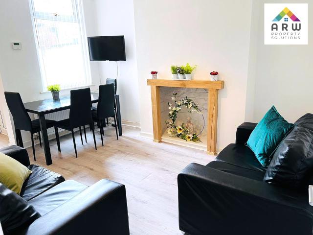 student_apartment in Gwenfron Road, Liverpool, L6