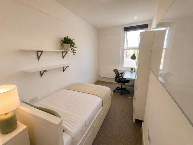 student_apartment in North Street, Bedminster, Bristol