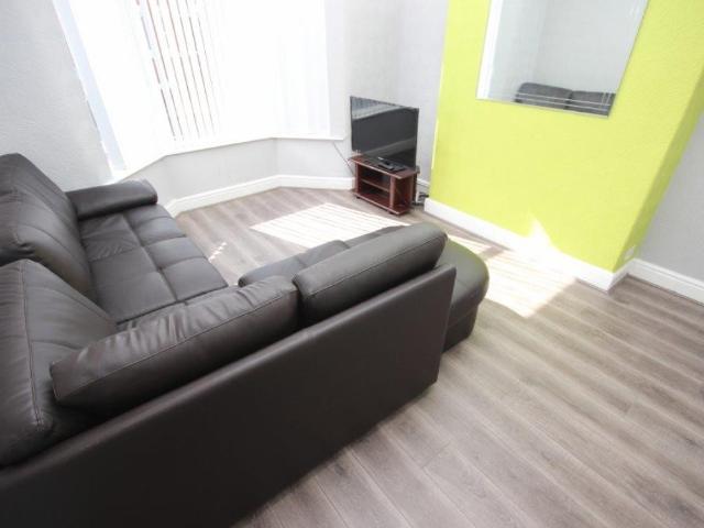 student_apartment in Patterdale Road, Liverpool, L15