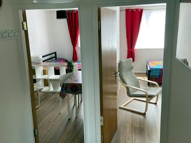 Student Friendly 2 Bed Flat – Ravensbourne/Escape