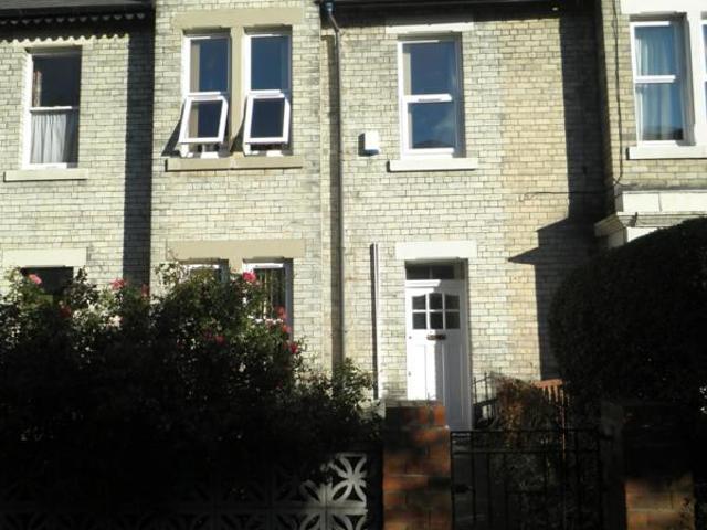 Student House Share All Utilities Included!